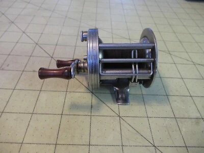 Carrete de pesca vintage Montgomery Wards Sport King modelo 22 Foto 1 de 4