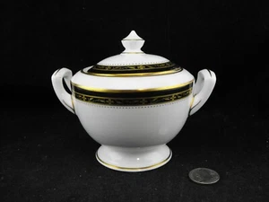 ROYAL WORCESTER ODETTE 2 HANDLED SUGAR BOWL WITH LID - Imagen 1 de 2