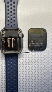 Apple Watch Series 5 44mm  Aluminum Case - For Parts Only - Picture 1 of 5