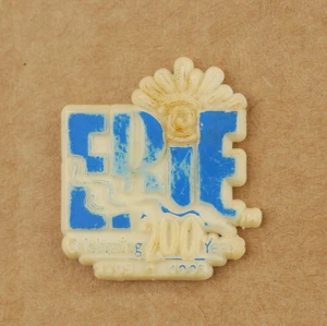 1995 Erie Celebrating 200 Years Plastic Pin - Picture 1 of 8