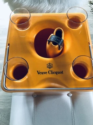 Wunderschönes Eiskühler Set „Veuve Clicquot“ orange + 4 Gläsern u. Flaschen NEU - Bild 1 von 4