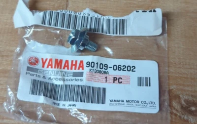 1~YAMAHA Genuino OEM PERNO 90109-06202 MARCO ATV GUARDABARROS CUBIERTA LATERAL GRIZZLY VIKING Foto 1 de 4