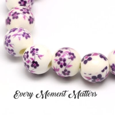 20 x PORCELAIN CERAMIC CLAY FLOWER PURPLE & WHITE BEADS 10mm Hole 3mm - Image 1 of 3