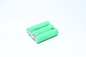 Batería para Varta Microbattery 3P/LIC 18650-25 FKD - 3,7 voltios Li-Ion auto - Imagen 1 de 20