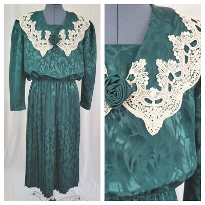Vintage In the Mood Green on Green Patterned Dress w Lace Collar Size 14 - Image 1 of 4