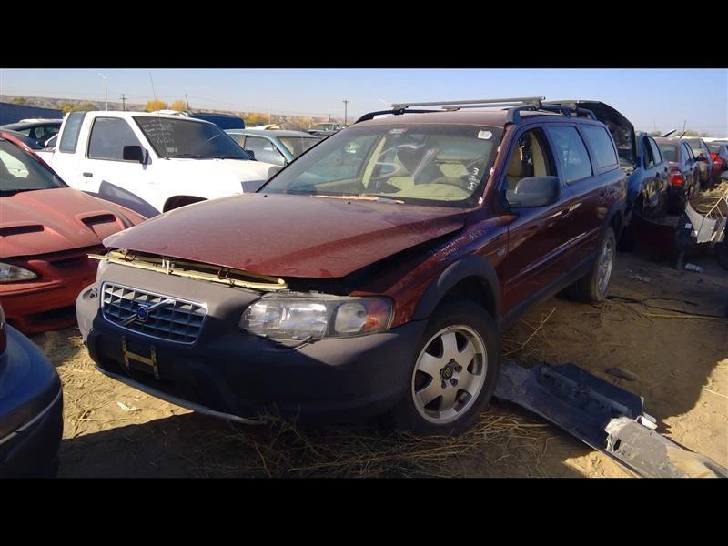 Conjunto de filtro de aire usado se adapta a: Volvo Serie 70 2001 con turbo exc. Modelo R US mar Foto 1 de 4