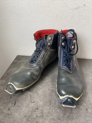 Ancienne Paire De Chaussures Ski De Fond Salomon SR 451 Taille 44 - Photo 1/4