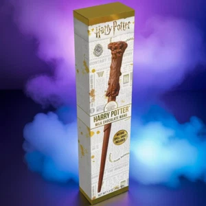 Harry Potter Chocolate Wand 1.5oz  milk chocolate  includes a wizard spell sheet - Picture 1 of 2