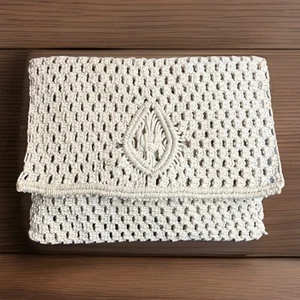 Vintage 1970s Macrame Clutch Purse Handbag Neutral Natural Minimalist Boho - Picture 1 of 17