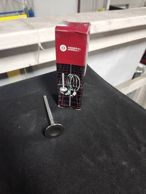 1990 Buick and Oldsmobile 3.8L (231 cu in) V6 OHV EXHAUST VALVE Foto 1 de 2