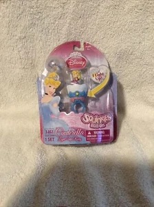 2010 DISNEY SQUINKIES LIGHT UP CENERENTOLA ANELLO BLIP GIOCATTOLI NUOVO - Foto 1 di 2