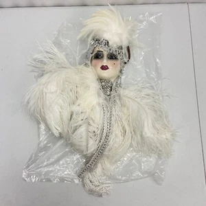 Unique Creations Seventh Avenue 25th Anniversary Lady Face Mask Wall Hanging - Picture 1 of 5
