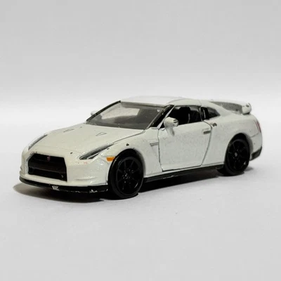 Majorette Premium Cars | Nissan GTR (R35) | Playworn (2) - Image 1 of 4