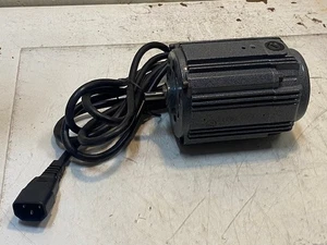 Motor Foredom 6-1/4" de largo 3-3/4" de ancho 8 mm de diámetro del eje. - Imagen 1 de 9