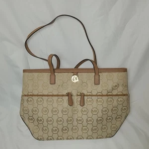 Michael Kors Kempton Signature Medium Pocket Tote Camel / Beige - Picture 1 of 10