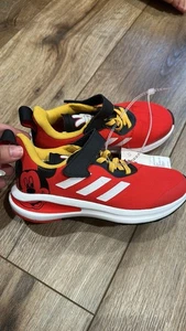 New size 13 adidas Mickey Mouse Red Yellow So Cute - Bild 1 von 8