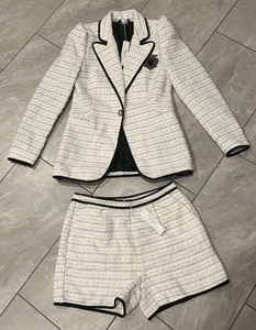 NWT Venus Set Suit Blazer 6 Shorts Small Medium Boucle Tweed Striped Work - Picture 1 of 9