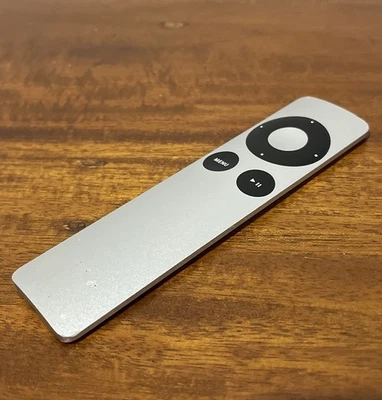 Mando a distancia Apple TV sin probar (generación desconocida) Foto 1 de 2