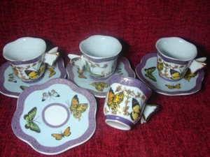 Juego de 4 tazas/platillos Demitasse Formalities mango mariposa púrpura BAUM BROS - Imagen 1 de 6