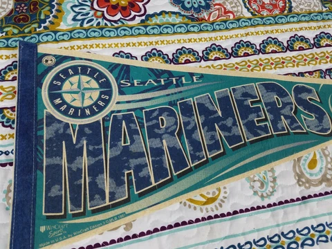 Seattle Mariners 1997 Vintage MLB Pennant Wincraft Sports Made In USA 90s Cover