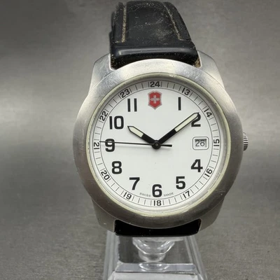 Victorinox Swiss Army Field Watch Men 38mm White Dial Steel 26000.CB PARTS - Image 1 of 4