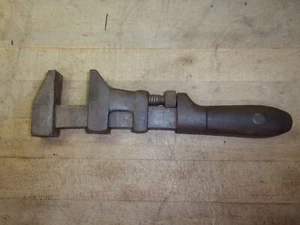 antique J.H. WILLIAM & CO. - W&B RAILROAD wood handle monkey,pipe wrench 10 5/8" - Picture 1 of 16