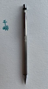 Mitsubishi Uni 0.5 Matte Brushed Steel Effect Mechanical Pencil + Refills Japan - Picture 1 of 12