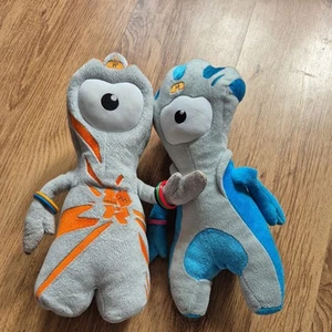 2 London Olympics 2012 Mascot Soft Toy official Olympic merchandise  - Picture 1 of 9