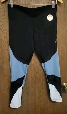 Victoria's Secret Pink Ultimate Bonded Ankle Colorblock Leggings Size Medium - Image 1 of 3