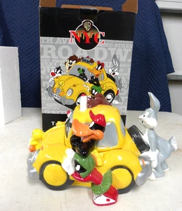 Warner Bros Studio Store NYC Taxicab Cookie Jar Looney Toons W Box Bugs Marvin - Picture 1 of 13