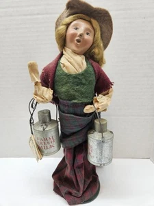 Byers Choice Caroler 1997 Woman Cries Of London Milk Maid Woman Farm Fresh - Bild 1 von 6