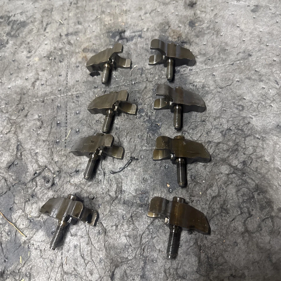 6.0L Fuel Injector Retainers | Fits 03 04 05 06 07 Ford F250 F350 F450 F550 - Image 1 of 2