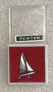 Vintage Sailboat Pewter Tie Tack Men's Unisex - Picture 1 of 2
