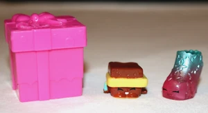 SHOPKINS PRESENT GIFT BOX + 2 FIGURES TOAST T. WARM & LUGGAGE ANNA CANADA HEELS - Picture 1 of 4
