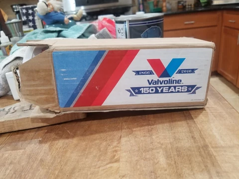 2016 DALE EARNHARDT JR 88 VALVOLINE 150 YEARS MOTOR OIL CAN BOBBLE HEAD Cover
