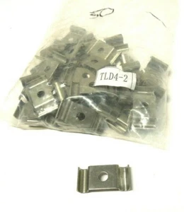 2-Line Duplex Tube Clamp, 1/4" Tube Size, 304 Stainless Steel QTY 50 PACK<631NW2 - Picture 1 of 3