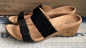 ✅Vionic Bayu Womens 7M Cork Wedge Black Slide Sandals Adjustable Cushion Comfort - Picture 1 of 17