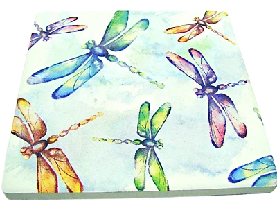 Набор из 4 пастельных акварельных абсорбирующих керамических подставок Carson Dragonfly из пробкового дерева - Изображение 1 из 4