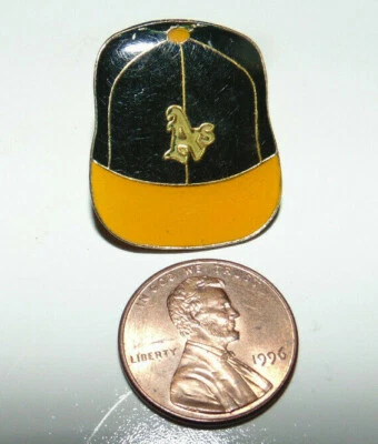 Vintage 80's OAKLAND A'S BASEBALL TEAM YELLOW & GREEN HAT LAPEL PIN ATHLETICS - Image 1 of 2