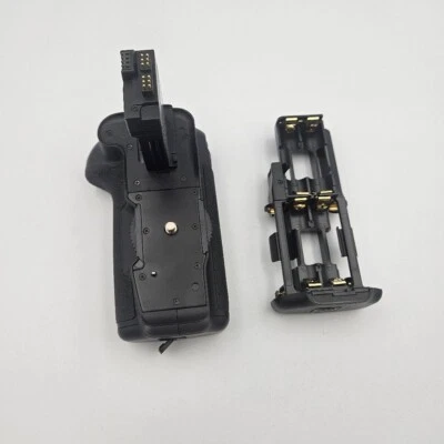 Empuñadura de alimentación de batería para cámara digital Bower Canon EOS Rebel T2i T3i y 550D XBGCT2 Foto 1 de 4