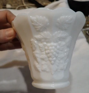 Vintage Westmorland Grape Vine Milk Glass Vase 4.25" tall x 5" wide - Picture 1 of 5