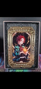 Tarjeta Diamante Tanjiro Kamado Cazador de Demonios Pesado Grueso Metal Plata Oro Acento - Imagen 1 de 4