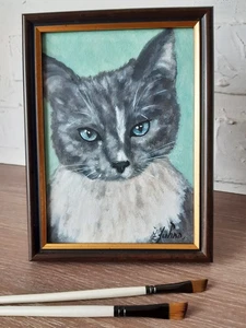 Arte de pared retrato gato gris ojos azules pintura al óleo original enmarcada 7x5 gato - Imagen 1 de 9