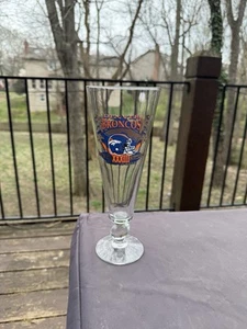 Vintage 1999 DENVER BRONCOS SUPER BOWL XXXIII 20oz Fluted Pilsner Champs!! - Picture 1 of 4