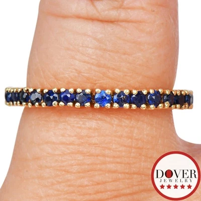 Anillo banda apilable de eternidad redonda de oro de 18 quilates con zafiro Estate 2,7 gr sin precio base Foto 1 de 4