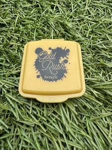NEW Benefit Gold Rush Warm Golden-Nectar Blush Mini Travel Size 1.6g New Blusher - Picture 1 of 3