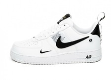 Nike Air Force 1 '07 LV8 Utility, EU 42,5, White/White-Black-Tour Yellow,...