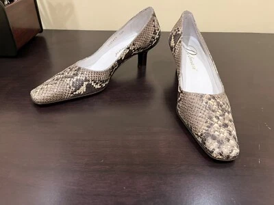NUEVO Zapatos de salón para mujer DELMAN beige marrón piel de serpiente cuero tacón alto talla 5,5 Foto 1 de 4