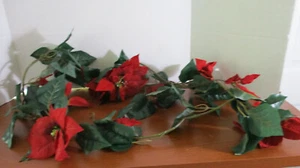 HOLIDAY 6' FOOT RED POINSETTIA GARLAND~ NWT - Picture 1 of 5