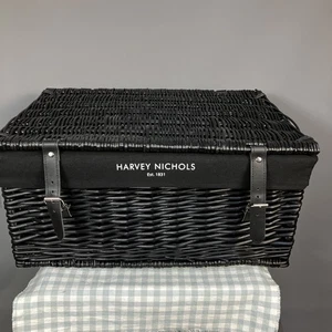 HARVEY NICHOLS Black Picnic Hamper Wicker Storage with Liner 53cm x 36cm x 26cm - Picture 1 of 12